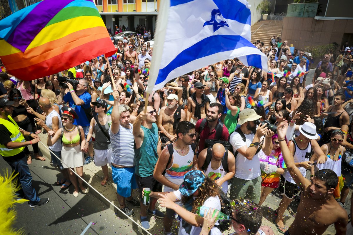 Parada-Orgulho-Gay-Tel-Aviv-LGBT Tel-aviv-Gay-Pride-2016-4
