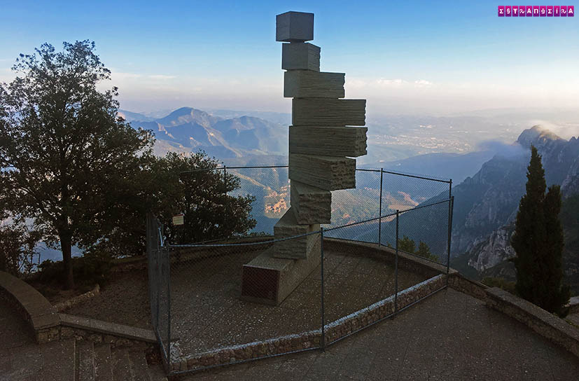 O-que-fazer-em-Montserrat-escultura